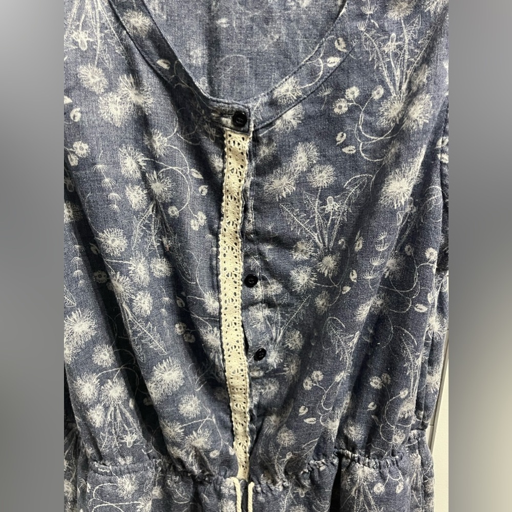 Hem & Thread Floral Romper - Picture 5 of 6